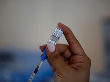 Los castigos de China para quienes niegan a vacunarse de coronavirus