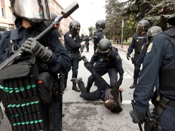 Los altercados de Pamplona dejan 6 detenidos y 4 policías municipales heridos
