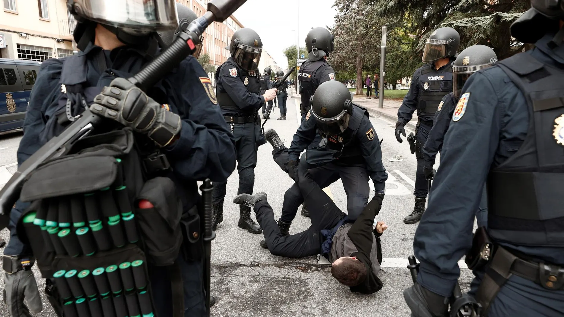 Los altercados de Pamplona dejan 6 detenidos y 4 policías municipales heridos