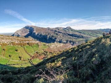 Mueren dos mujeres de 40 y 50 años tras despeñarse en los Collados del Asón, Cantabria