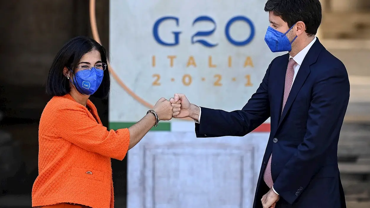 La ministra de Sanidad española Carolina Darias y el ministro italiano, Roberto Speranza en la reunión del G20 hoy en Roma La ministra de Sanidad española Carolina Darias y el ministro italiano, Roberto Speranza en la reunión del G20 hoy en Roma