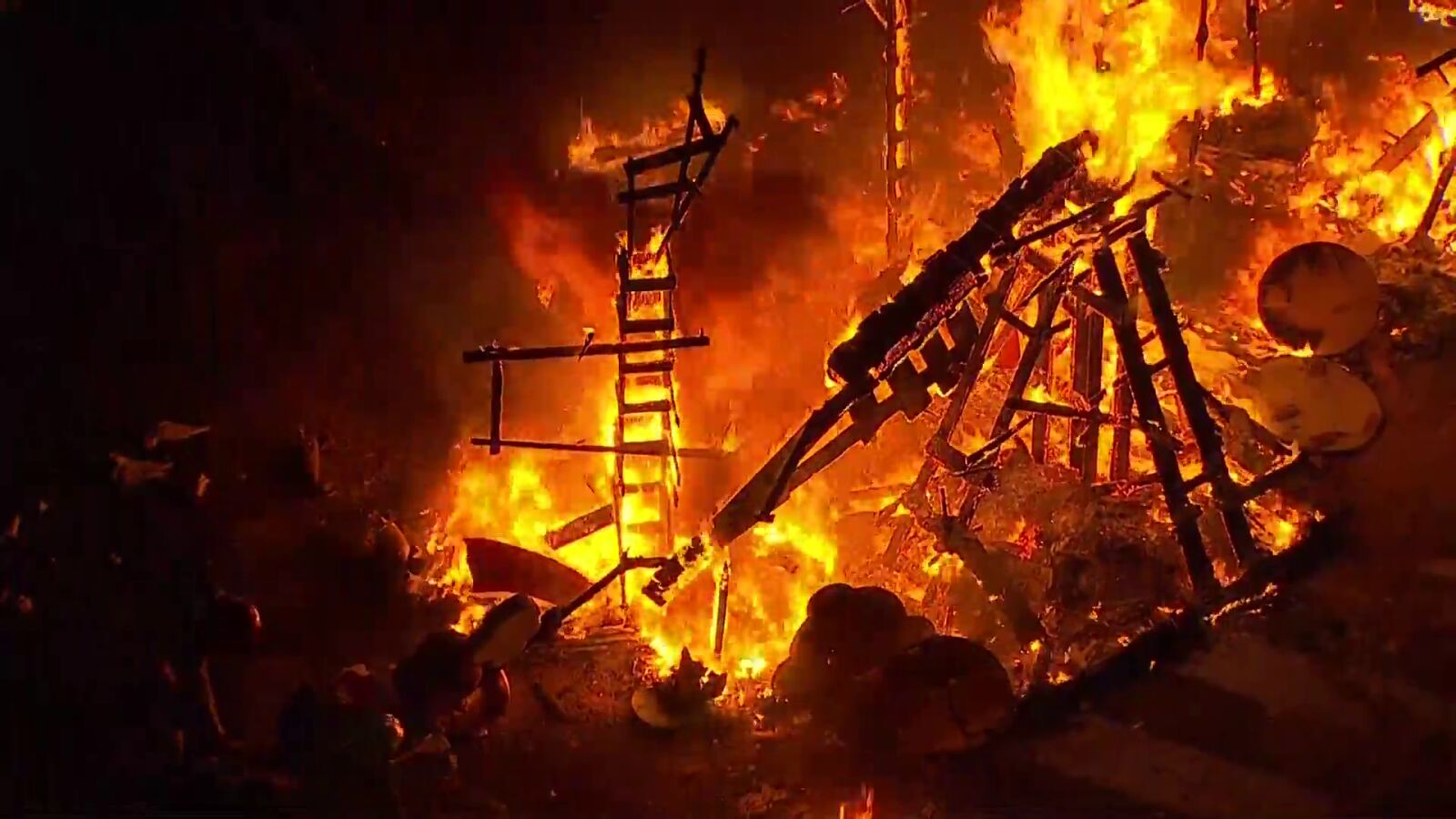 El vídeo de la la cremà de las Fallas de Valencia