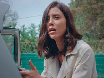 Asya se da de bruces contra la realidad: Derin es la amante de Volkan Asya se da de bruces contra la realidad: Derin es la amante de Volkan