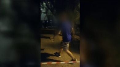 Un hombre siembra el pánico en Castellón al sacar una pistola y huir usando un niño como escudo humano