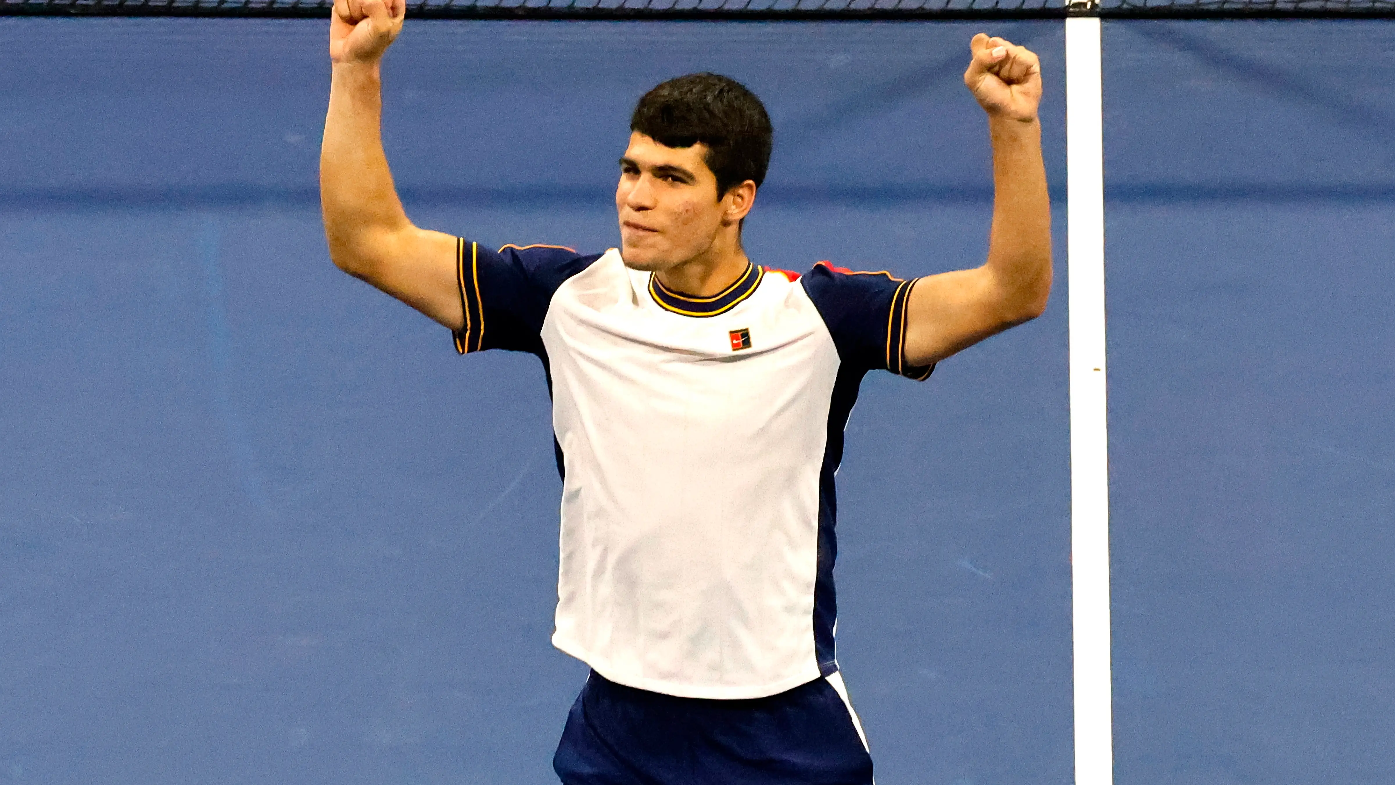 Carlos Alcaraz celebra la victoria ante Peter Gojowczyk Carlos Alcaraz celebra la victoria ante Peter Gojowczyk