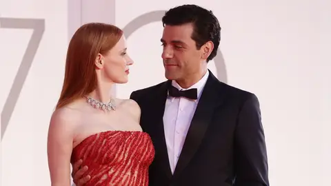 Jessica Chastain y Oscar Isaac en el Festival de Venecia Jessica Chastain y Oscar Isaac en el Festival de Venecia