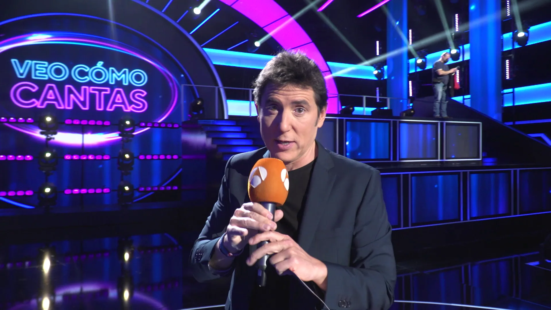 As&iacute; es el plat&oacute; de 'Veo c&oacute;mo cantas': &iexcl;nos vamos de tour con Manel Fuentes! 
