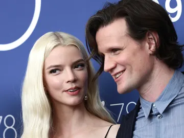 Anya Taylor-Joy y Matt Smith en el Festival de Venecia Anya Taylor-Joy y Matt Smith en el Festival de Venecia