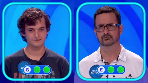 Juan pone las cosas difíciles a Marco Antonio en la ‘Silla Azul’ El joven, estudiante de Derecho y Ciencias Políticas, ha jugado muy bien.