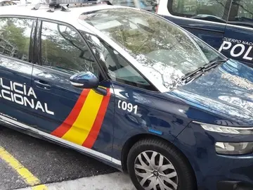 Coche de la Policía Nacional Coche de la Policía Nacional