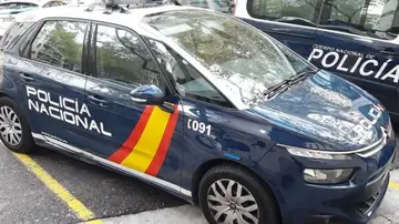 Coche de la Policía Nacional Coche de la Policía Nacional