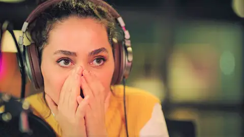 Gülben ataca a Esra en pleno programa de radio: “Eres una desvergonzada” Mejores momentos | Capítulo 16