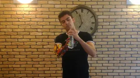 David, creador de prótesis de Lego David, creador de prótesis de Lego
