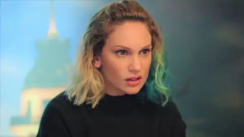 Inci, helada al descubrir la historia de amor oculta entre Gülben y Esat Mejores momentos | Capítulo 16