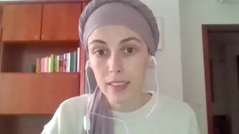 Así contaba Olatz a Espejo Público su peregrinaje para un diagnóstico en plena pandemia. Así contaba Olatz a Espejo Público su peregrinaje para un diagnóstico en plena pandemia.