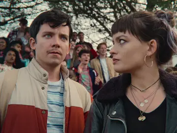 Asa Butterfield y Emma Mackey como Otis y Meave en 'Sex Education' Asa Butterfield y Emma Mackey como Otis y Meave en 'Sex Education'