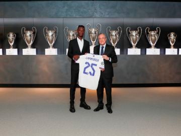 Eduardo Camavinga, en su presentaci&oacute;n: "Cuando supe que podr&iacute;a fichar por el Real Madrid no me lo pens&eacute;"