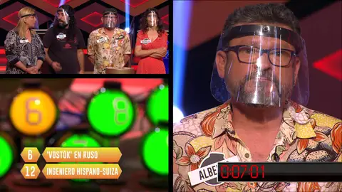 Una palabra en ruso y un ingeniero suizo impiden a los ‘Libérrimos’ alcanzar el bote Una palabra en ruso y un ingeniero suizo impiden a los ‘Libérrimos’ alcanzar el bote