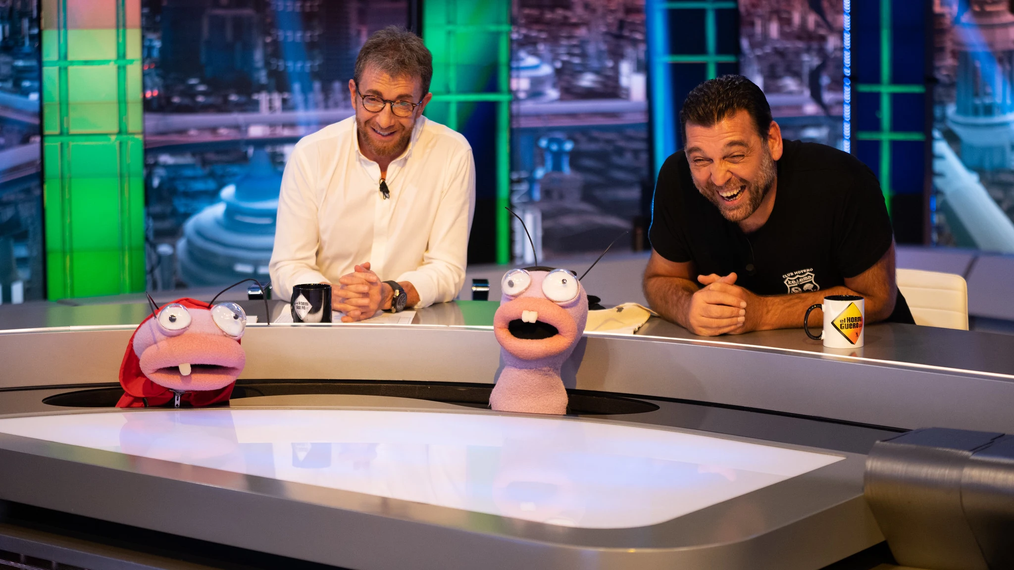 Hovik Keuchkerian juega a destapar el pasado oscuro de los colaboradores de ‘El Hormiguero 3.0’ No tiene desperdicio