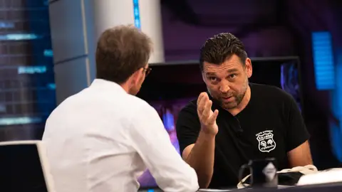 El brutal testimonio de Hovik Keuchkerian tras su etapa llena de excesos: "Dentro de un año estaré preparado para la guerra" El brutal testimonio de Hovik Keuchkerian tras su etapa llena de excesos: "Dentro de un año estaré preparado para la guerra"