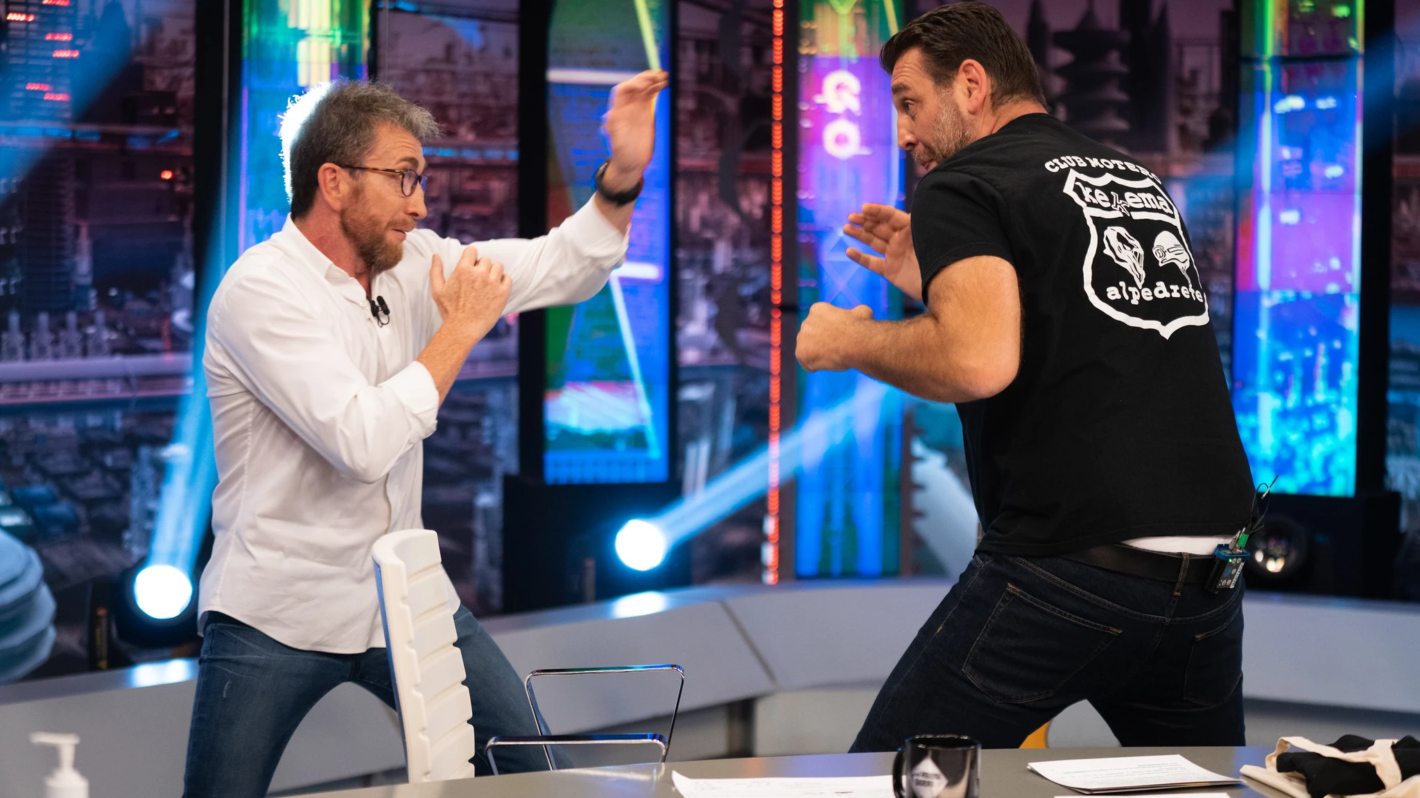 &iexcl;Combate en directo! La divertida "pelea" de Hovik Keuchkerian y Pablo Motos en 'El Hormiguero 3.0'