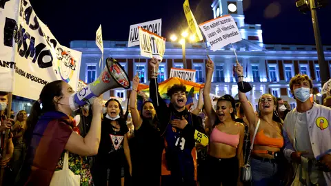 Manifestación contra la violencia homófoba en Madrid Manifestación contra la violencia homófoba en Madrid