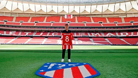 Griezmann en su presentación con el Atlético Griezmann en su presentación con el Atlético