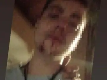 Un joven trans agredido en Valencia por llamar "guapis todes" a un grupo de personas Un joven trans agredido en Valencia por llamar "guapis todes" a un grupo de personas
