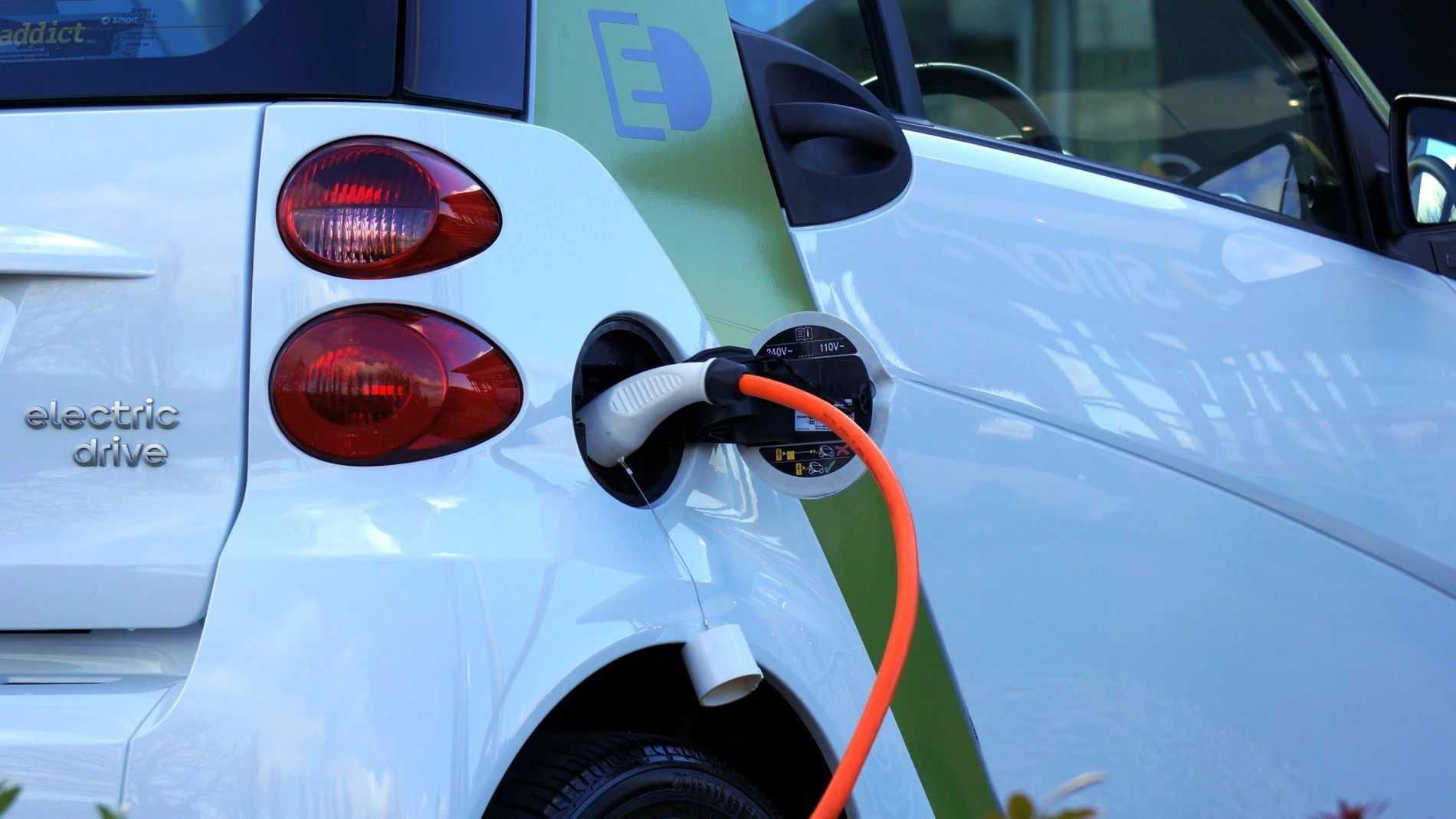 Madrid ofrece un bono ambiental de 1.250 euros para gastar en carsharing y motosharing Madrid ofrece un bono ambiental de 1.250 euros para gastar en carsharing y motosharing