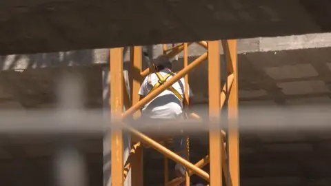Hombre grúa Hombre grúa