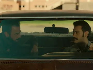 Las palabras de Fekeli que hacen reflexionar a Yilmaz sobre Züleyha y Müjgan Las palabras de Fekeli que hacen reflexionar a Yilmaz sobre Züleyha y Müjgan