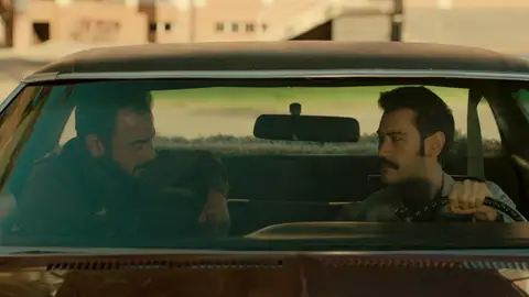 Las palabras de Fekeli que hacen reflexionar a Yilmaz sobre Züleyha y Müjgan Fekeli le da un consejo a su hijo que le hace dudar de sus sentimientos.