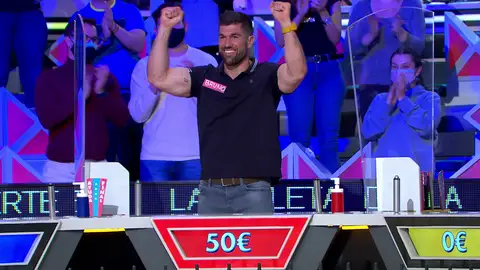 ¡Aleluya! Bruno dice adiós a la mala suerte cayendo en el bote ¡Aleluya! Bruno dice adiós a la mala suerte cayendo en el bote