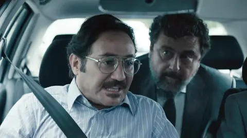 Paco y Mariano van a por Povedilla: “Queremos volver a contar contigo” Paco y Mariano van a por Povedilla: “Queremos volver a contar contigo”