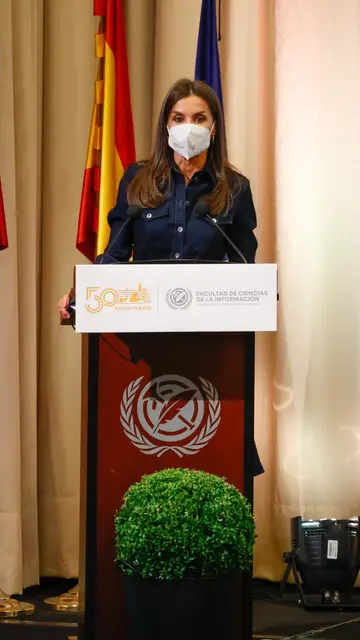 La reina Letizia durante el discurso del 50º aniversario del centro La reina Letizia durante el discurso del 50º aniversario del centro