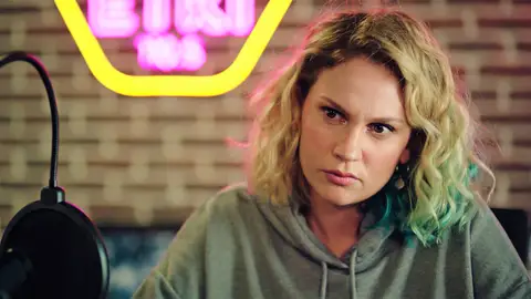 Inci y Esra, enfrentadas por Gülben: “La justificas por ser la hermana de Han” Mejores momentos | Capítulo 18