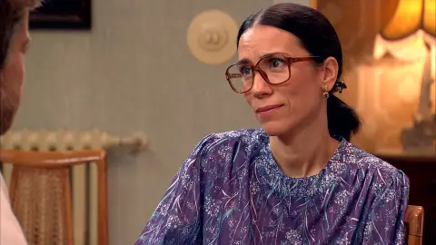 Manolita acepta el desafío que le propone Germán Manolita acepta el desafío que le propone Germán