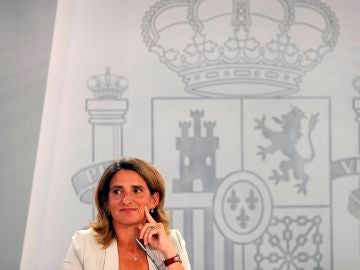 Teresa Ribera anuncia nuevas medidas para la factura de la luz