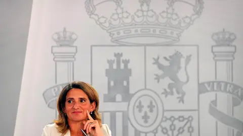 Teresa Ribera anuncia nuevas medidas para la factura de la luz Teresa Ribera anuncia nuevas medidas para la factura de la luz