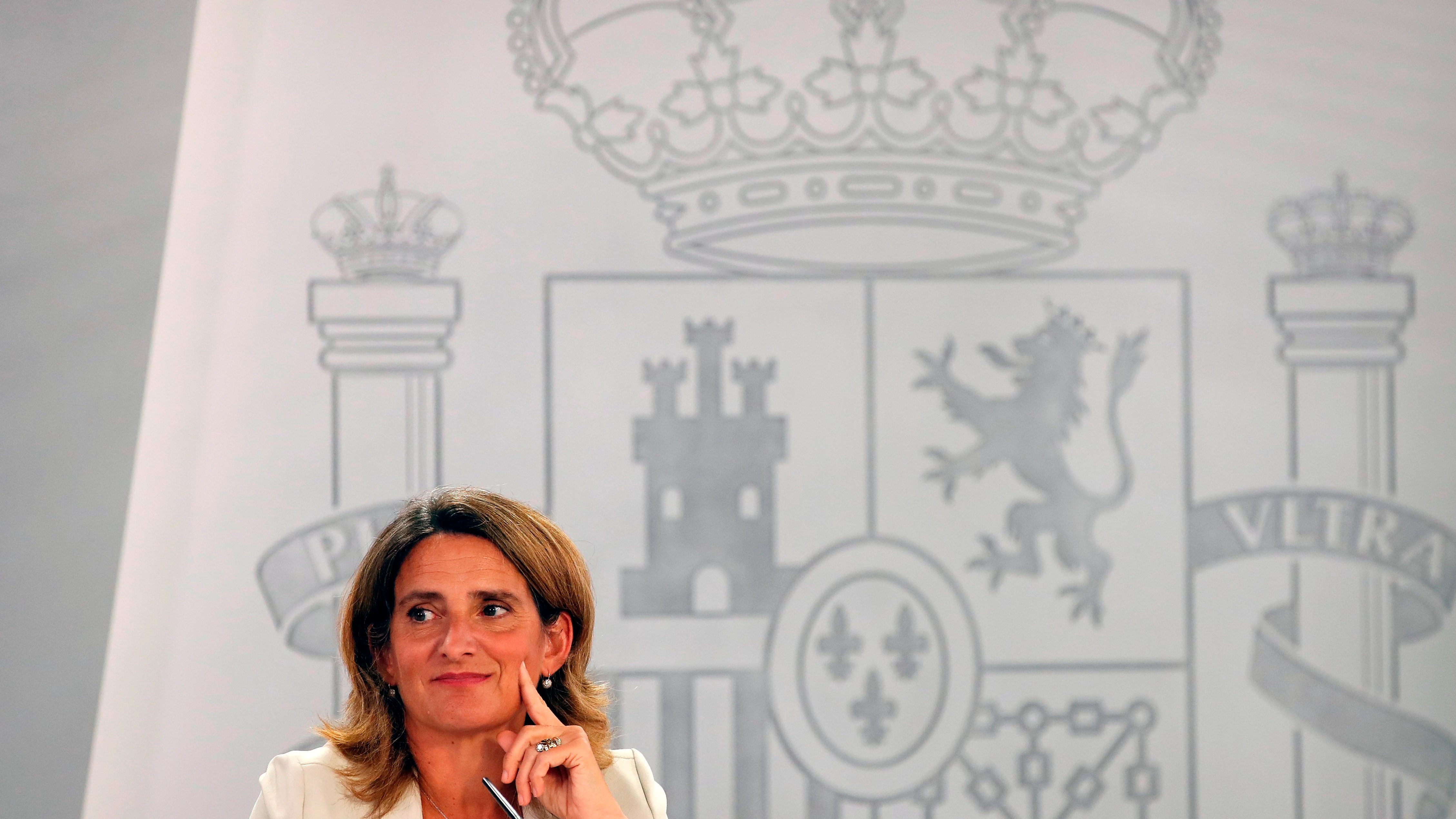 Teresa Ribera anuncia nuevas medidas para la factura de la luz Teresa Ribera anuncia nuevas medidas para la factura de la luz