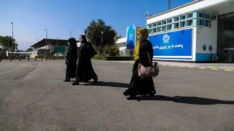 Tres mujeres afganas Tres mujeres afganas