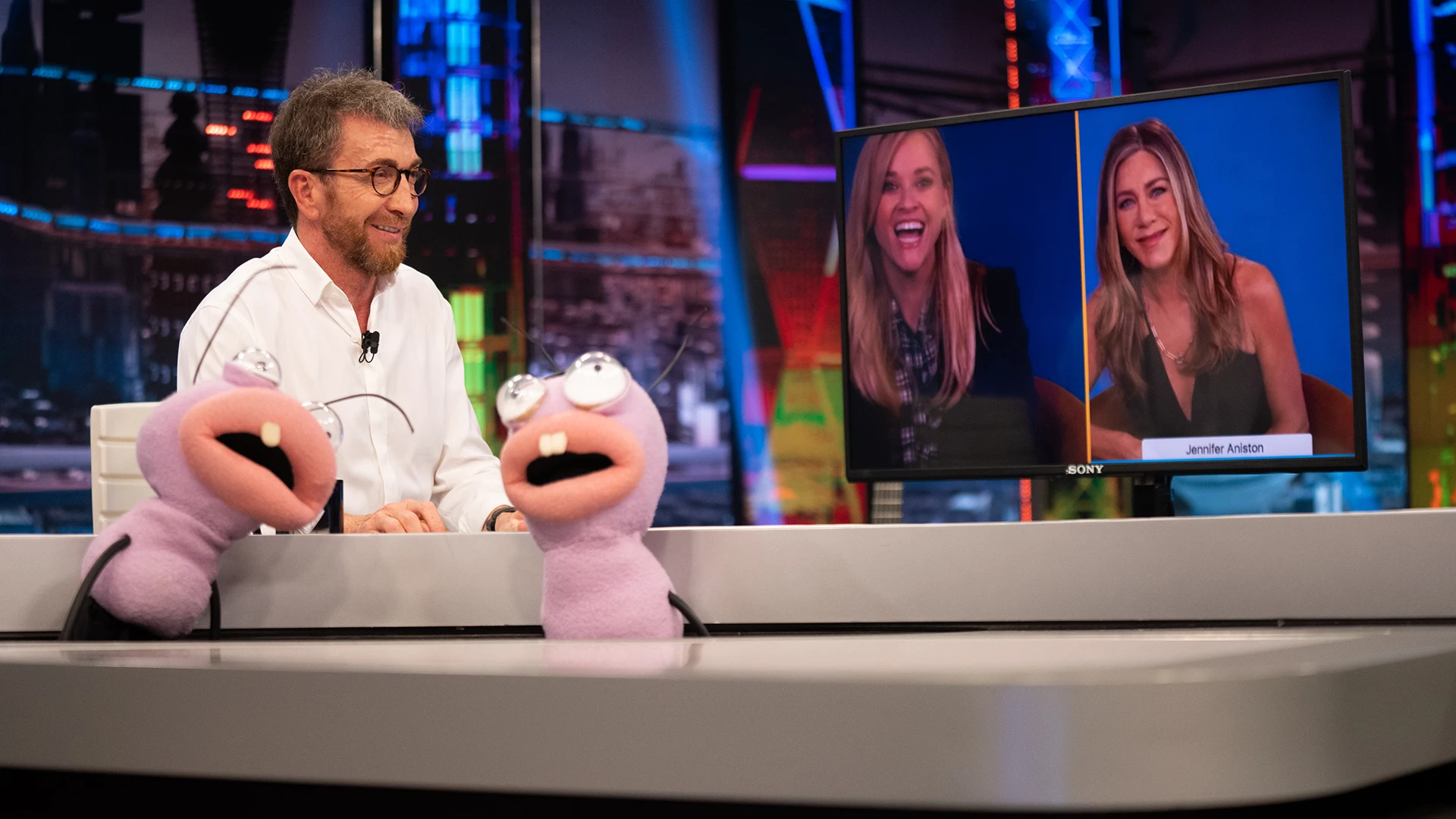 Entrevista completa a Jennifer Aniston y Reese Whiterspoon Entrevista completa a Jennifer Aniston y Reese Whiterspoon