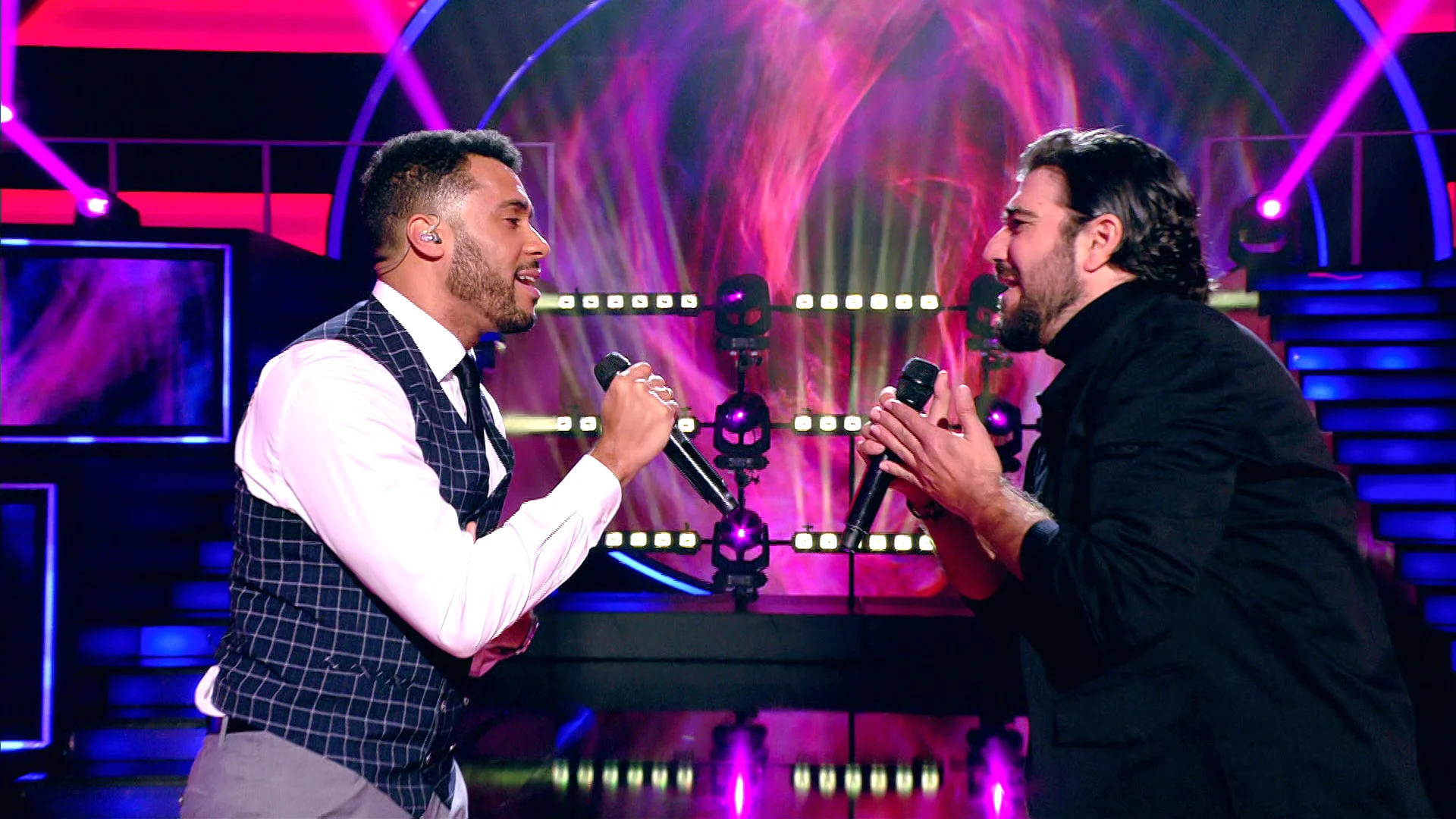 Un otaku cubano... ¡y con una gran voz!: Conmueve con Antonio Orozco cantando ‘Devuélveme la vida’ Un otaku cubano... ¡y con una gran voz!: Conmueve con Antonio Orozco cantando ‘Devuélveme la vida’