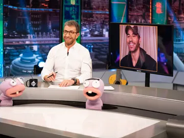 Enrique Iglesias relata la fiesta más loca que ha vivido en la mansión de Playboy Enrique Iglesias relata la fiesta más loca que ha vivido en la mansión de Playboy