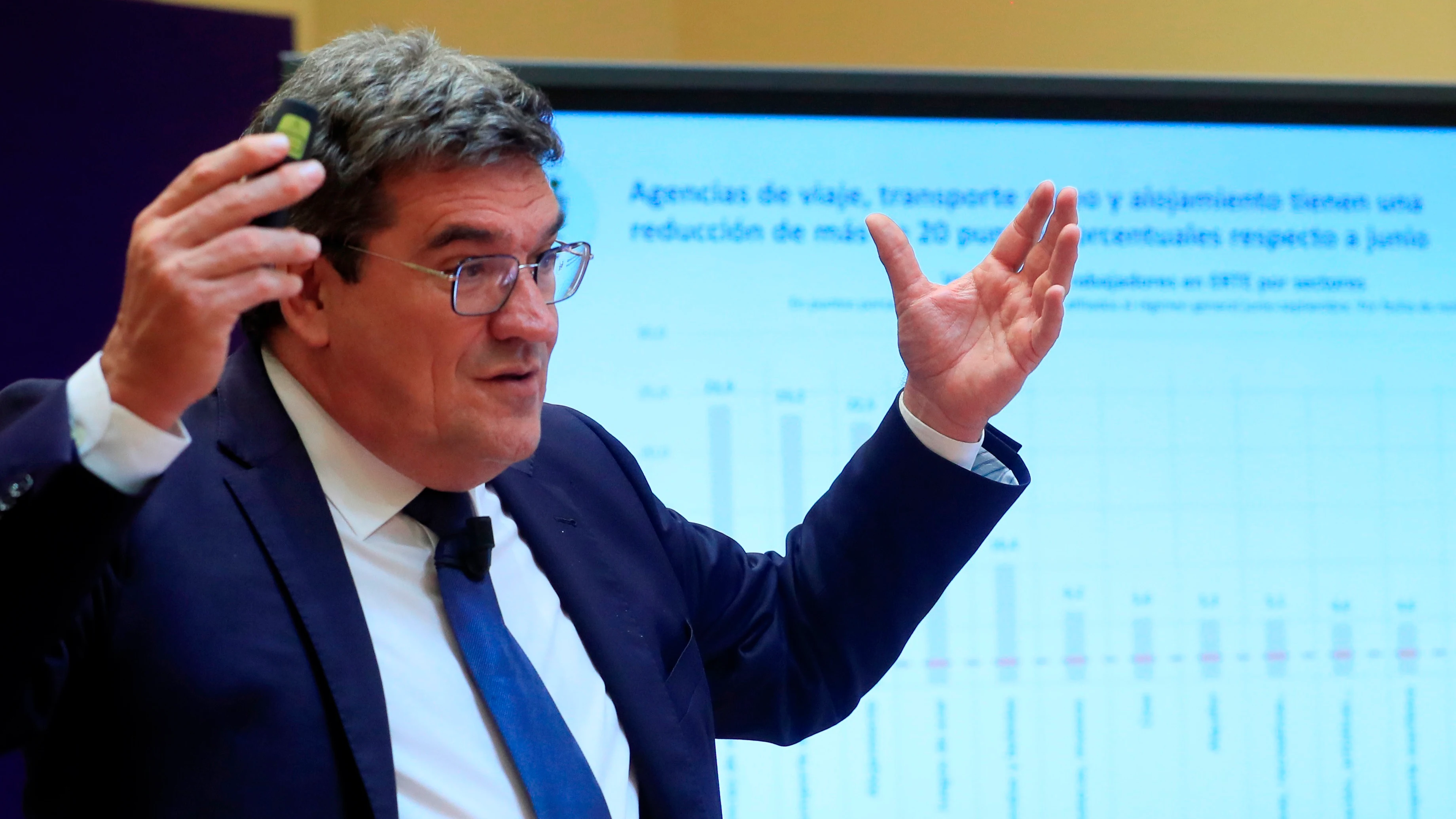Escriv&aacute; anuncia que se prev&eacute; cerrar septiembre con 50.000 afiliados m&aacute;s a la seguridad social