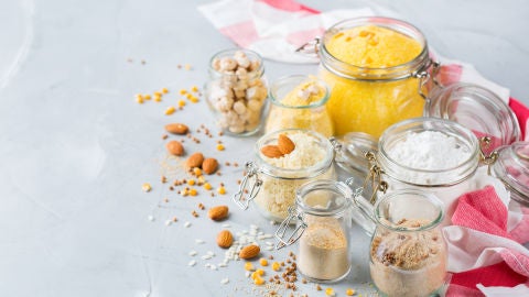Frutos secos, harina y arroz