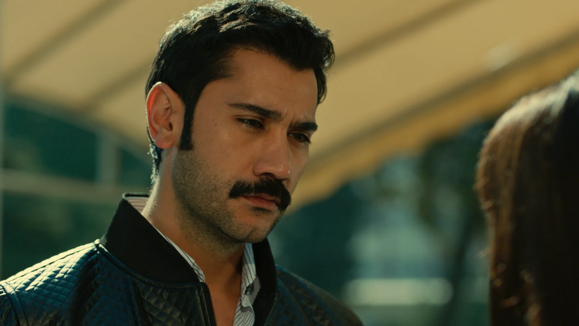 &iquest;Qu&eacute; hac&iacute;an Z&uuml;leyha y M&uuml;gjan en el coche de Yilmaz?