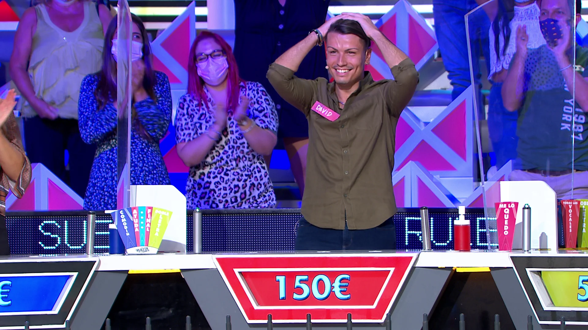 David se cuela en la final de ‘La ruleta de la suerte’: ¡cae en el bote con una tirada magistral! David se cuela en la final de ‘La ruleta de la suerte’: ¡cae en el bote con una tirada magistral!