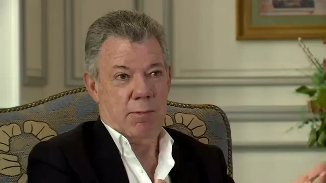 José Manuel Santos, expresidente de Colombia, sobre la negociación con las FARC: "Lamento haberme demorado tanto" José Manuel Santos, expresidente de Colombia, sobre la negociación con las FARC: "Lamento haberme demorado tanto"