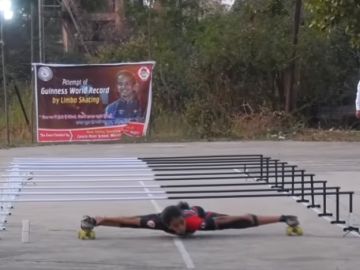 Shrishti Dharmendra Sharma establece un nuevo récord en limbo skating